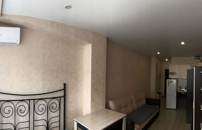 Apartment on Lysaya Gora 36-2a Green Area 4 - Photo 11