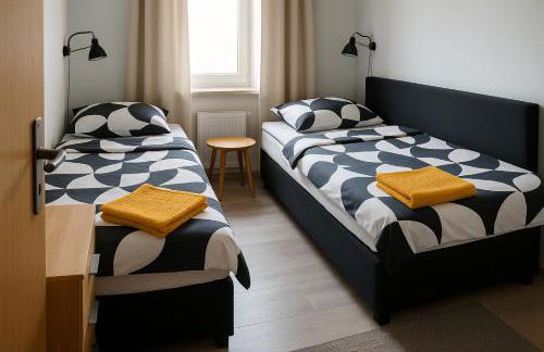 Ideal für Monteure 3 Zimmer Apartment mit Küche, Waschmaschine, Bad, WiFi, Flat TV usw - Foto 6