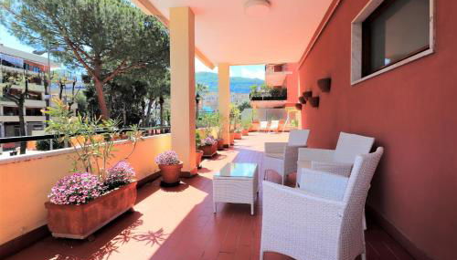 La Terrazza Parco Lauro Apartment - Photo 5