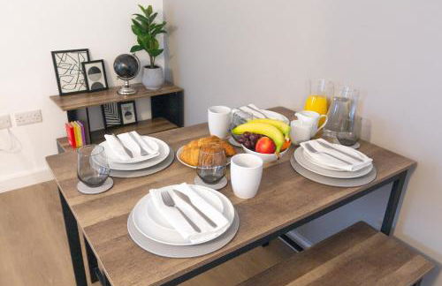 Spacious City Centre Apartment with Balcony - Foto 13