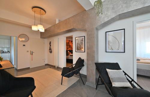 Yello Homes - Luxus Loft für bis zu 7 Personen nähe Airport & Messe, Tischfußball & Whirlpool - Foto 9