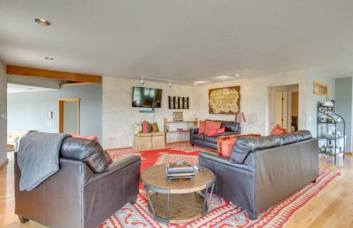 Montrose Family Home with Yard and Fruit Trees! - Foto 6