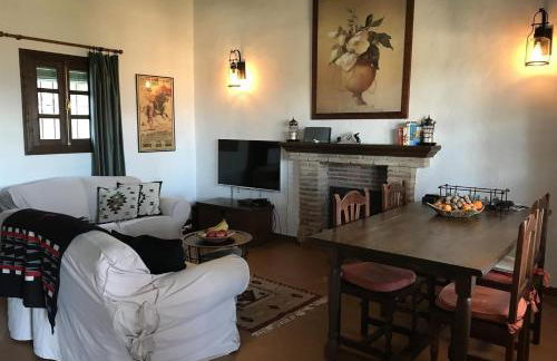 Sunny hillside casita in Guaro - Foto 9