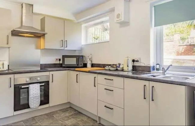 Lovely Apartment Sleeps 6 Singles in Torquay - Foto 5