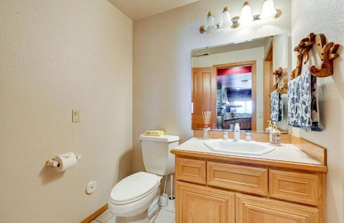 Steps to Shore Seaside Olympia Retreat with Hot Tub - Foto 21