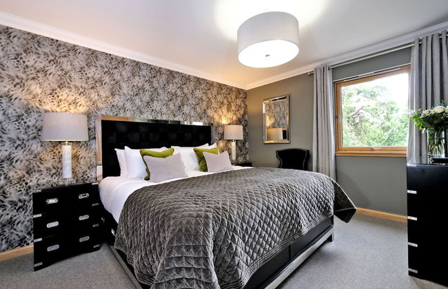 Enchanting Home With Furnished Balcony in Cults, Scotland - Foto 3