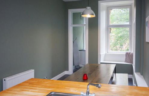 Modern, Light-filled and Sleek West End Apartment - Foto 14