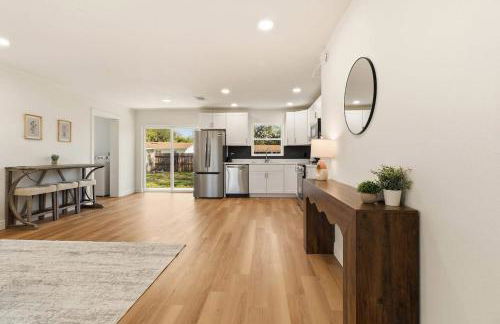 Elegant Auburndale Rooms Near the Speedway & Lake - Foto 17