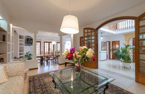 The Yellow House - Solarium - Climatized Pool - Foto 18