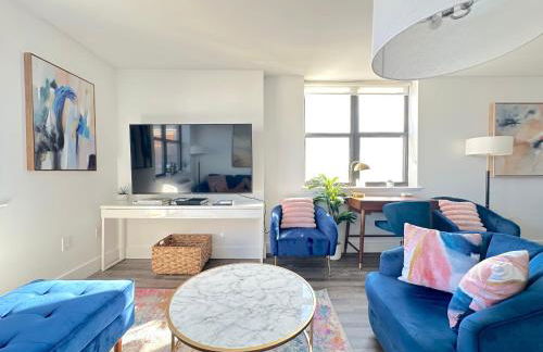 Luxury 2BR - Elevator-Gym-Laundry-10 Min to NYC - Foto 5