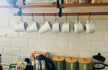 Georgian Style Apartment - Photo 9