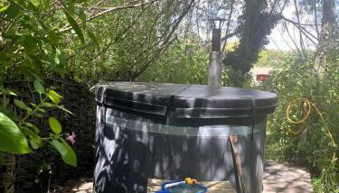 Kingfisher Riverside Glamping with private hot tub - Foto 4