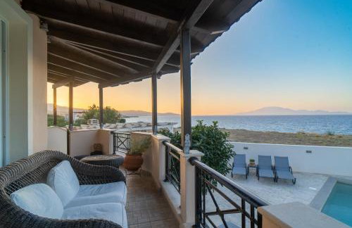 Kondarini Sea View Villa, Just 290m from the beach, by ZanteWize - Foto 51