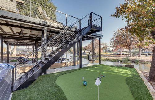 Pet-Friendly Lake LBJ Retreat with Deck and Hot Tub! - Foto 32