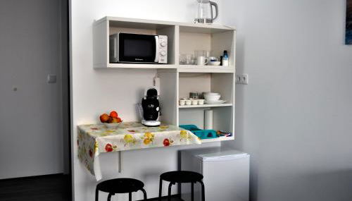 Cozy Seaside Studio Apartment C - Faraway - Photo 5