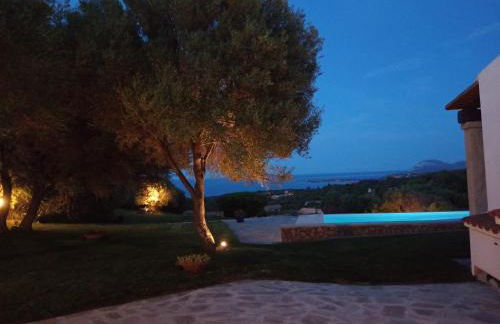 La Sima villa con piscina vista mare San Pantaleo Sardegna - Foto 51