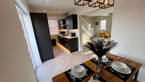 The perfect place 3 Bedroom house with garden and parking - Foto 2