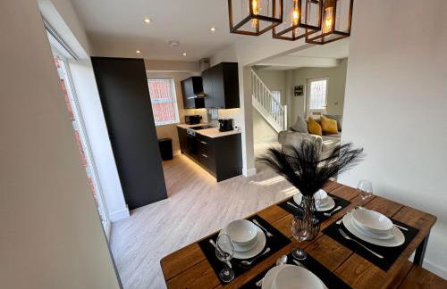 The perfect place 3 Bedroom house with garden and parking - Foto 2