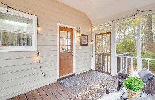 Petals and Pillows Getaway 1 Mi to Dtwn Wendell! - Foto 19