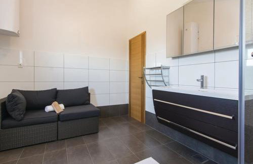 Villa Laura with pool, Budak, Zadar county - Photo 29