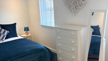 1 Shiphouse Apartment - Photo 4