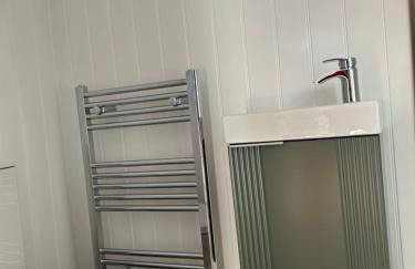 Fernlea Luxury Shepherds Hut & Hot Tub - Foto 23