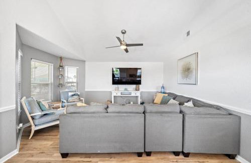 Beach Cottage with Soaking Pool and Outdoor Oasis - Foto 4