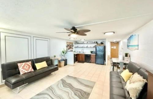 Beachfront Condo with Amazing Views - Photo 6