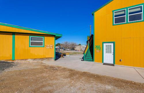 Near ATV Trails Carlsbad Apt with Shared Fire Pit - Foto 21