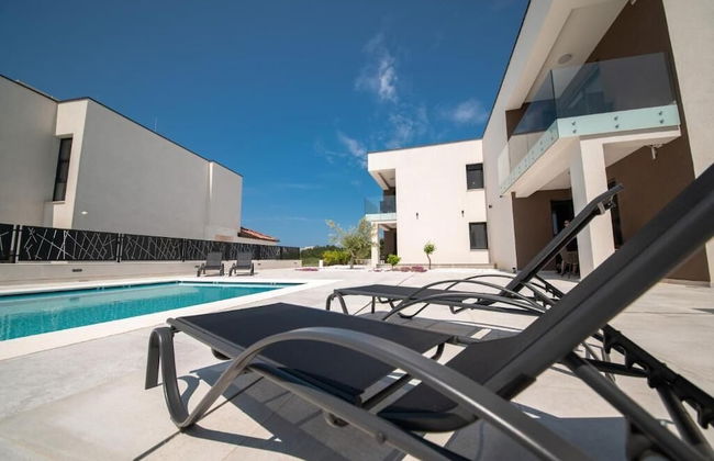 Vrsi Beautiful Apartments With Pool - A2 - Photo 17