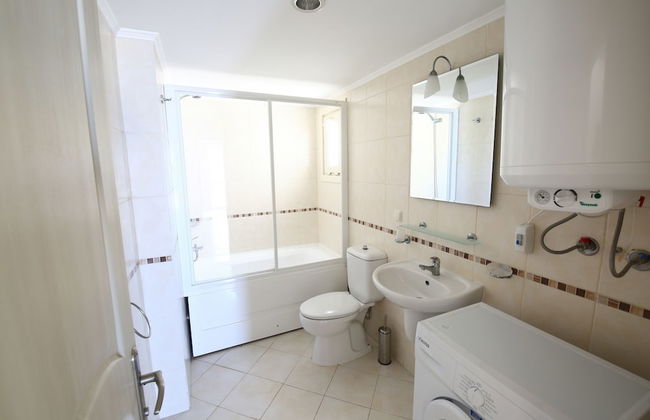 1 Bedroom Apartment Lake View 3 by Likya Global - Photo 15