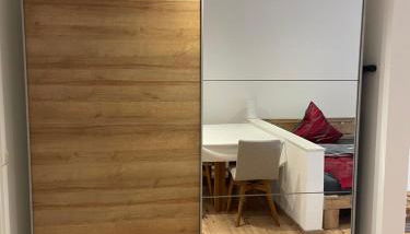 Apartment für Urlauber, Geschäftsreisende oder Langzeitmieter - Foto 4, wardrobe