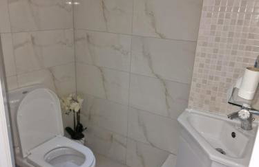 NightRest Homes Smart TV In Each Room - Parking - Hemel Hempstead - Foto 32