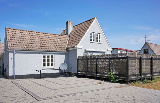 8 Person Holiday Home in Ronne - Photo 1