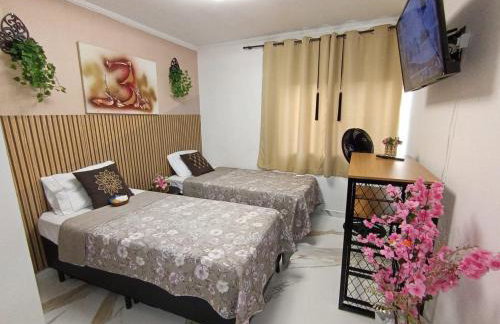 Apê com Garagem -Templo Salomão e feira da Madrugadda - Foto 2