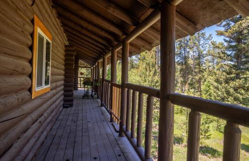 Dog Friendly Mountain Cabin with Hot Tub - Foto 35