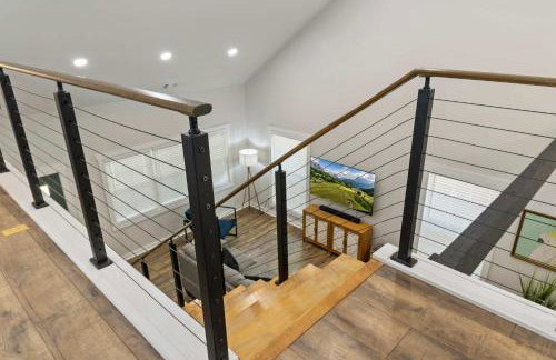 Secluded 3BR Cabin Lake Access & Resort Perks - Foto 27