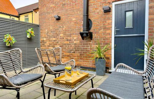 Central, dog friendly, private courtyard - Foto 8