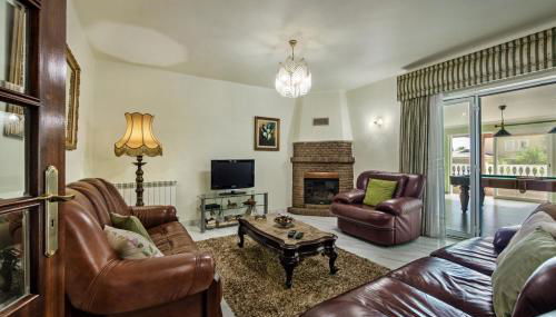 5BR Villa with Private Pool and Snooker Room - Foto 5