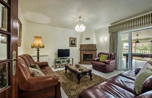 5BR Villa with Private Pool and Snooker Room - Foto 5