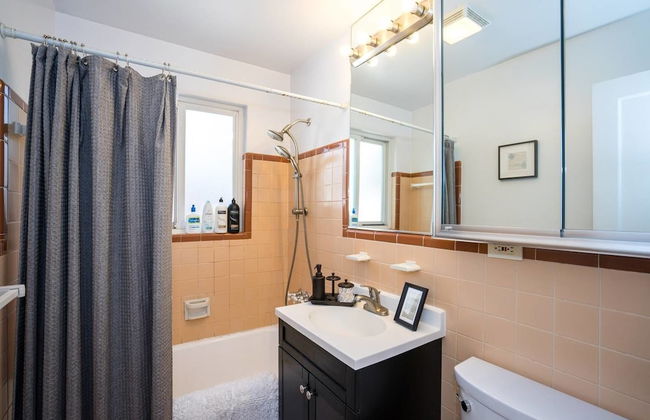 The Denver Den in Mayfair Park Enormous Backyard With Grill Sleeps 7 - Photo 15