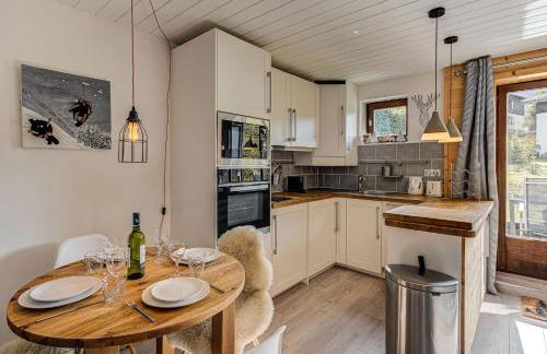 Apartment Cry - Alpes Travel - Central Chamonix (sleeps 2-4) - Photo 2