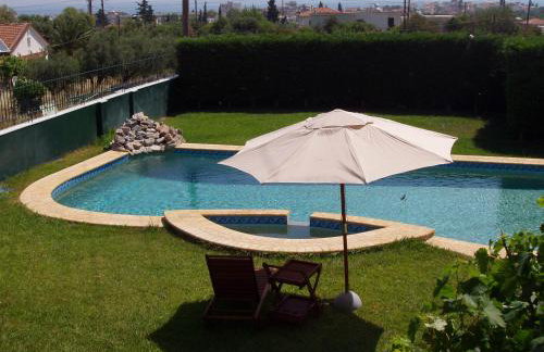 Chara's Private Villa with Swimming Pool & jacuzzi - Foto 22