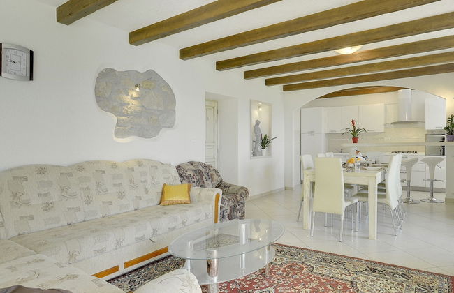 Villa in Lupoglav With Pool Near the Sea - Foto 10