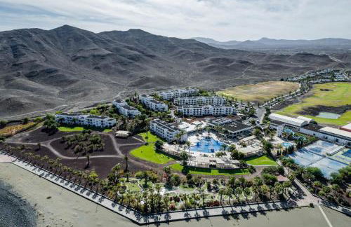 Playitas Aparthotel - Sports Resort - Photo 1