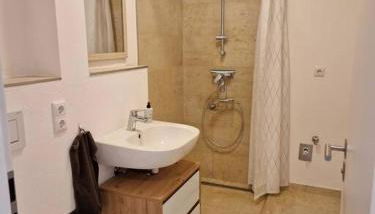 Stilvolle gemütliche Wohnung! - Foto 3