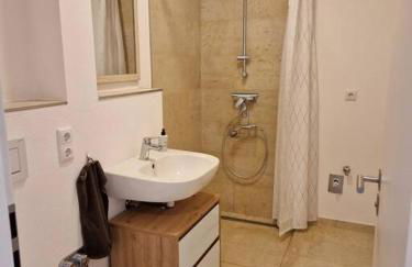 Stilvolle gemütliche Wohnung! - Foto 3