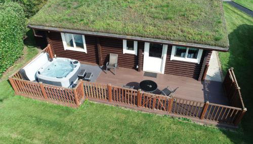 Partridge Lodge - Photo 1