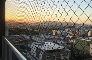 ESPETACULAR!! Apto na PRAIA DE ITAPARICA - Com Wi-Fi 360mbps, Ar Condicionado, Estacionamento Coberto e Cozinha Completa - Foto 9