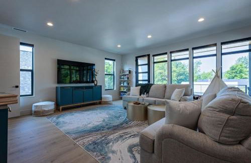 Downtown Luxury Villa Hot Tub Walk To Lake - Foto 6